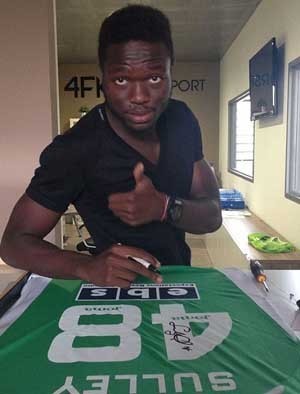 Muntari dan Bengkel Modifikasi Mobil Mewahnya
