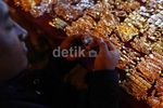 Jelang Lebaran, Perhiasan Imitasi Laris