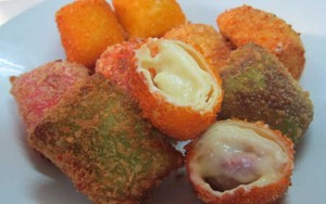RisolesCIZI: Gurih-gurih Hangat Risoles Trendi Mas Danang