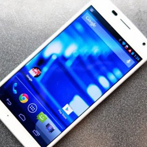Motorola Usung Strategi Samsung?