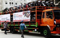 1.200 motor Honda ini diangkut dengan 24 truk.