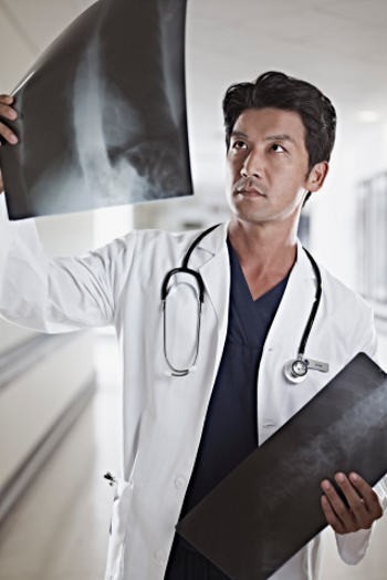 Orang-orang yang Masih Hidup Usai Kepala atau Jantungnya Tertusuk