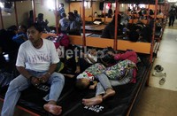 Sebanyak 2.695 orang penumpang diberangkatkan menggunakan dua kapal tersebut.