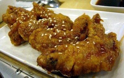 Lezatnya Chicken Wings Gaya Jepang Berlumur Saus Teriyaki