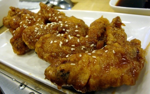 Lezatnya Chicken Wings Gaya Jepang Berlumur Saus Teriyaki