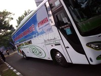     Puluhan bus siap mengantar pemudik menuju kampung halamannya.