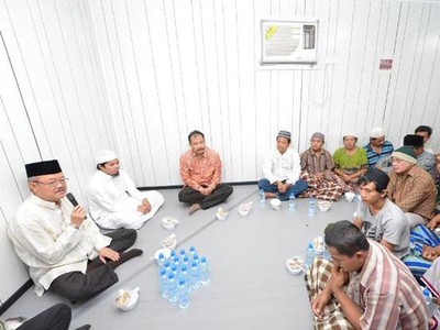 KBRI Doha Buka Bersama Di Camp Pekerja Indonesia