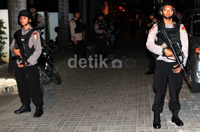 Hingga Pagi Ini Vihara Ekayana Masih Ditutup