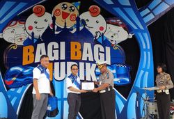 1.300 Frontliner Mudik Bareng XL