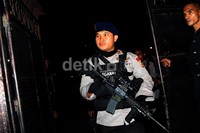 Tim Gegana melakukan penyisiran.