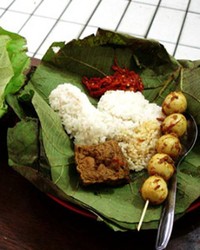Docang dan Sate Kalong, Makanan Khas Cirebon yang Patut Dicoba (2)
