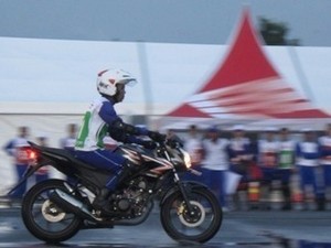 860.107 Motor Kredit di FIF di Semester I 2013
