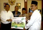 Smartfren Bayar Zakat Ke PBNU