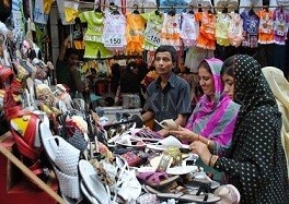 Jelang Idul Fitri, Pengusaha Hindu Bagi-bagi Diskon untuk Warga Muslim