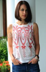 Sophia Mueller Bicara Soal Adriana