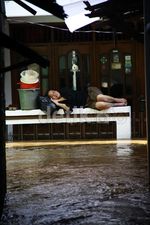 Lebaran di Tengah Banjir