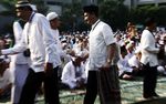 Tahanan KPK Salat Id di LP Cipinang