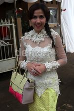 Venna Melinda Berkebaya Saat Lebaran