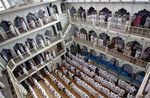 Umat Muslim India Baru Berlebaran