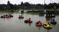 Berbagai anjungan dan tempat hiburan diserbu. Lamhot Aritonang/detikFoto.