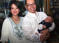 Buah cinta pasangan itu diberi nama Kayana Ridzky Wirasenjaya. Gus Mun/detikHot.