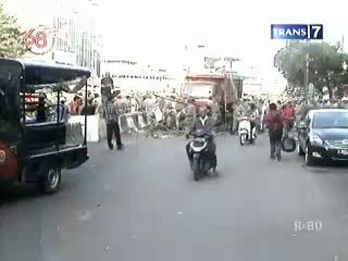 Ditertibkan, PKL Tanah Abang Binggung