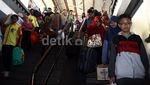 Arus Balik di Stasiun Senen Mulai Terlihat