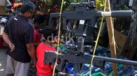 Pistol-pistolan merupakan salah satu mainan yang banyak dicari oleh anak laki-laki. Meskipun berpotensi menimbulkan bahaya, mainan ini tetap digemari oleh para peminatnya.