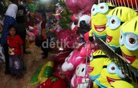 Mainan-mainan ini merupakan barang impor dari China.