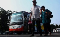 Suasana lenggang tampak di Terminal Rawamangun.