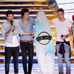 One Direction Berjaya di Teen Choice Awards 2013