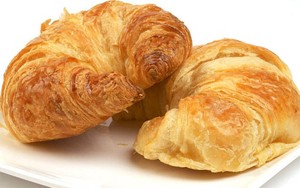Kelompok Agama di Suriah Haramkan Makan Croissant