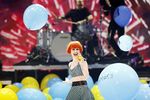 Rambut Pendek dan Berponi Hayley Williams