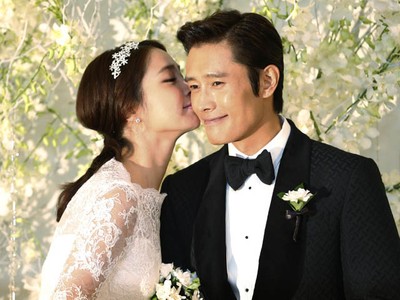 Lee Byung Hun dan Lee Min Jung Resmi Menikah