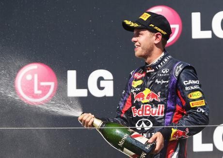 Coulthard: Saya Akan Terkejut Jika Vettel Tak Juara Dunia
