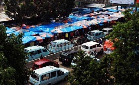 Ahok: Semua yang Ganggu Jalan, Sekarang Out!