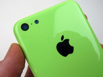 Seperti disebutkan sebelumnya, pada 10 September 2013, Apple diyakini bakal merilis dua produk terbarunya yakni iPhone 5S dan iPhone 5C. (kredit foto: bgr)