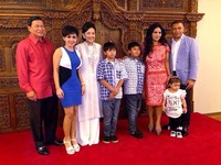 KD bersama Yuni Shara dan Raul Lemos juga bertemu dengan Duta Besar Luar Biasa dan Berkuasa Penuh Republik Indonesia untuk Republik Korea, John A. Prasetio. (dok. Pribadi)