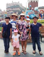 Krisdayanti Rayakan Idul Fitri di Seoul