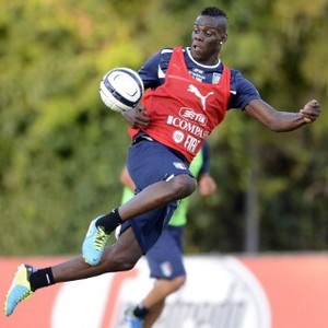 Balotelli & Messi Absen di Laga Italia vs Argentina
