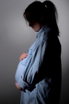 Konsumsi Kafein Saat Hamil Picu Keguguran dan Bayi Lahir Prematur?
