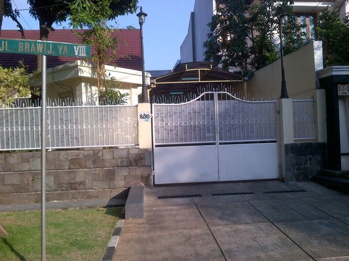 Keluarga dan Kerabat Gelar Rapat di Rumah Rudi Rubiandini di Brawijaya