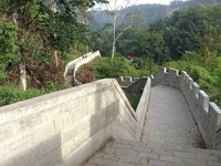 Bentuknya memang mirip dengan Tembok China. Oleh karena itu, Janjang Koto Gadang juga disebut dengan Great Wall of Koto Gadang (Putri/detikTravel)