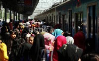 Kartu THB bisa dikembalikan di seluruh stasiun dan penumpang bisa mendapatkan kembali uang jaminannya. Tapi bisa juga disimpan untuk digunakan pada hari berikutnya tanpa perlu memberi uang jaminan lagi.