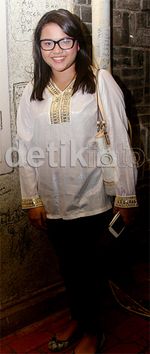 Gaya Selebriti Indonesia di Bulan Ramadan (1)