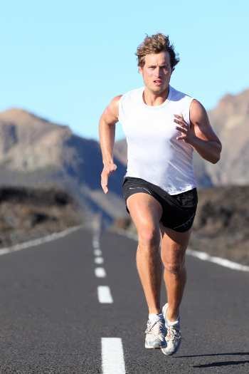 Mau Olahraga Apa? Pastikan Tidak Salah Pilih Jenis Sepatu (1)