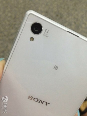     Bagian dari gosip menyebutkan bahwa Sony Honami akan mengusung resolusi kamera sebesar 20 megapixel. Salah satu tertinggi di jajaran ponsel dengan sistem operasi Android. (Kredit foto: Digi-Wo)