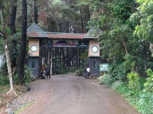 Aneka Kolam Air Panas Alami di Bogor, Dijamin Rileks!