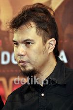 Ahmad Dhani Ingin Jadi Pemain Jazz