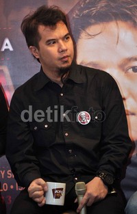 Ahmad Dhani saat ditemui di Kawasan Kemang, Rabu (14/8/2013). Noel/detikHOT.